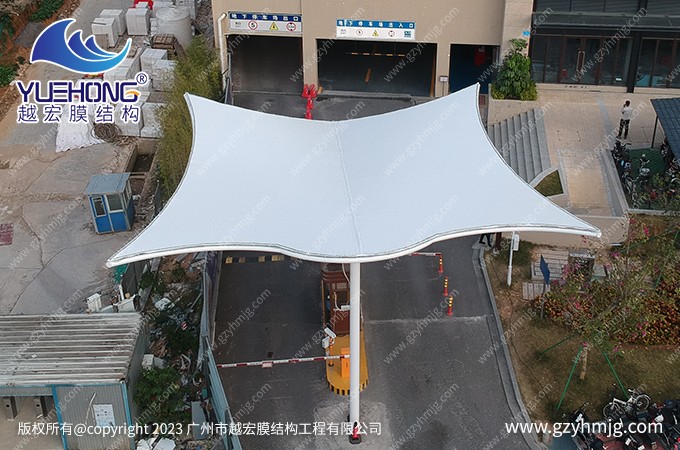 廣東廣州停車場出入口收費站膜結(jié)構(gòu)頂棚案例